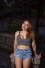 Load image into Gallery viewer, Brunia