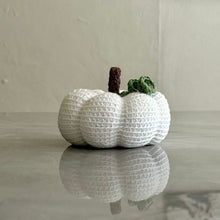 Load image into Gallery viewer, Calabazas
