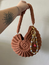 Load image into Gallery viewer, Gold keychain
