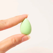 Load image into Gallery viewer, 3 mini makeup sponges
