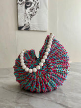 Load image into Gallery viewer, Caracola 3 bag
